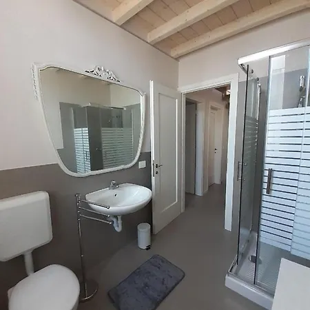 Bed and breakfast Al N.10 3*