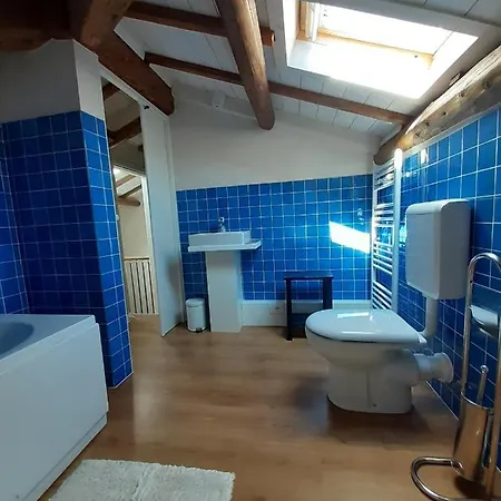 Al N.10 Bed and breakfast 3*